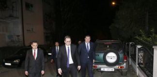 VUČIĆ I DODIK STIGLI NA ISPRAĆAJ ŠAULIĆA: Evo šta su odmah uradili kada su stigli
