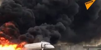 Drama na aerodromu u Moskvi, avion se zapalio, ljudi iskakali da se spase od buktinje
