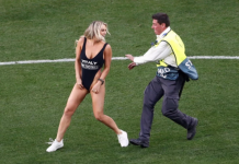 EVO ŠTA JE PROVALIO BOSANSKI KOMENTATOR KAD JE ZGODNA PLAVUŠA ULETILA NA TEREN, NJEGOVA IZJAVA OBIŠLA JE REGION