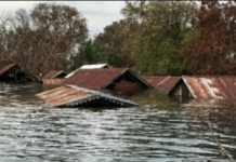 POTOPLJENO NASELJE, GRMLJAVINA I STRAHOVITO NEVRIJEME: Svi su zabrinuti, evo šta se dešava- slijedi NAJGORE?