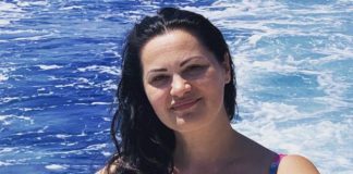 Jana na jahti izbacila šestice i hrabro pokazala tijelo bez trunke korigovanja i uljepšavanja