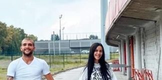 OGROMAN BRAČNI KREVET, ARKANOV SIN POKAZAO SPAVAĆU SOBU: Ovdje spava sa Bogdanom, EVO ŠTA JE IZVEZENO NA POSTELJINI (FOTO)