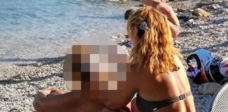 ŠOKIRAT ĆETE SE, POGLEDAJTE ŠTA DVIJE ŽENE RADE NA PLAŽI: Ljudi se zhvatili za glavu kad su vidjeli, BRUKA?! (FOTO)