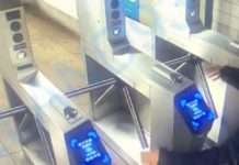 Slomio vrat i preminuo dok je pokušavao izbjeći plaćanje karte za podzemnu željeznicu |